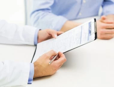 Προστατίτιδα: Που οφείλεται – Ποια είναι τα συμπτώματα και η θεραπεία